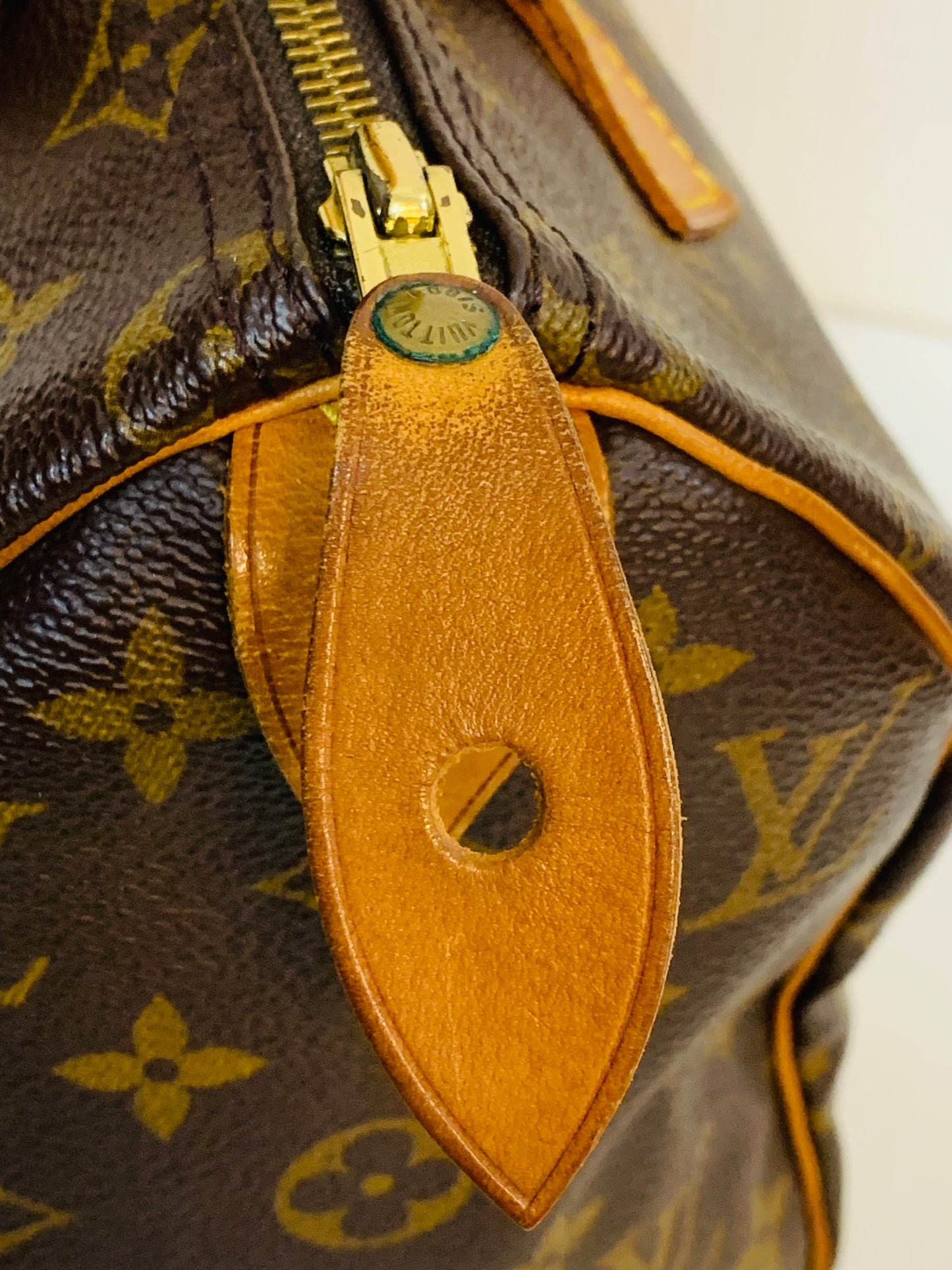 LOUIS VUITTON SPEEDY 25