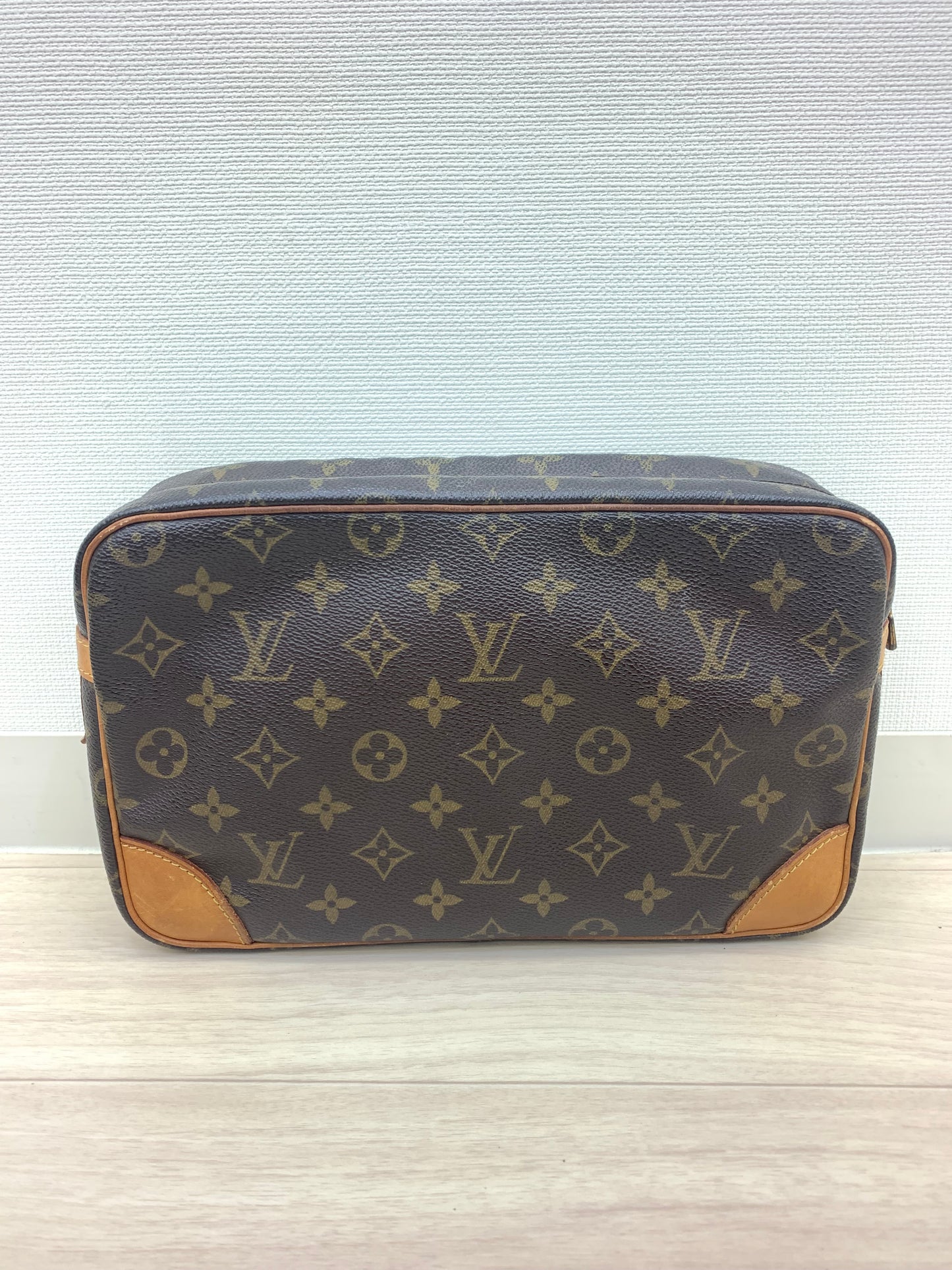 Louis Vuitton Monogram Compiègne 28 Clutch Bag