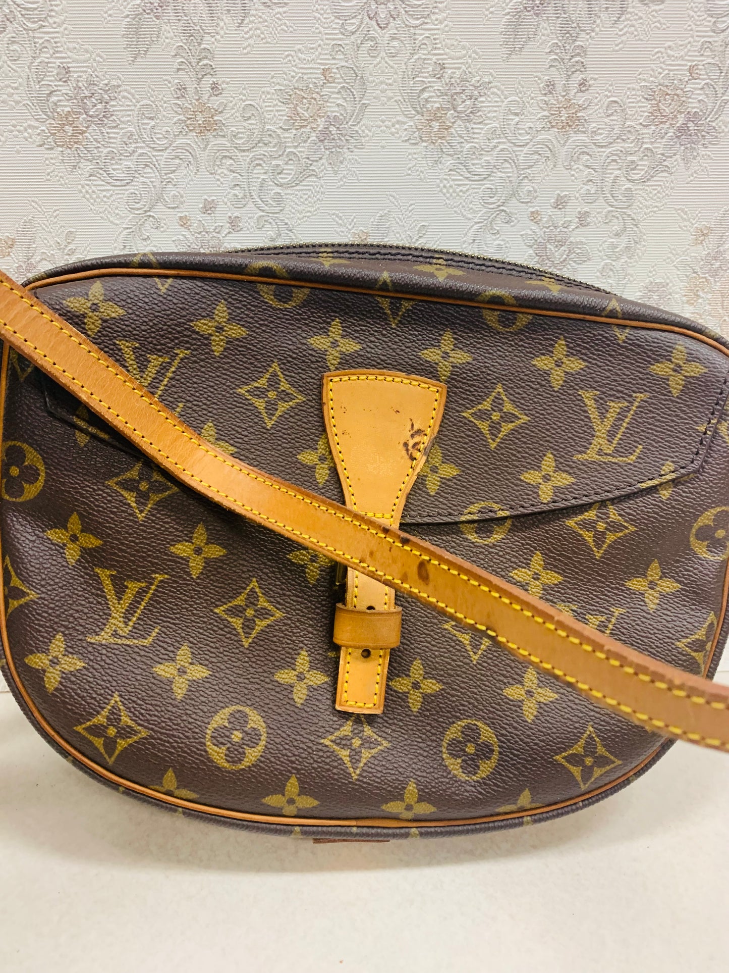 Louis Vuitton Monogram JeuneFille GM