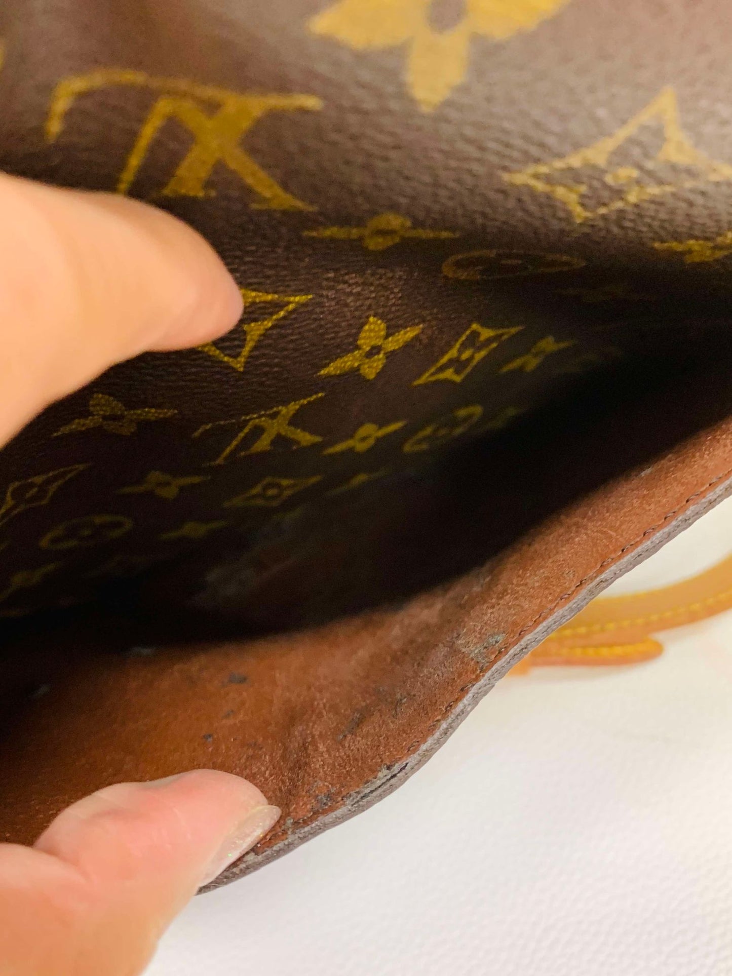 Authentic Louis Vuitton Saint Cloud GM