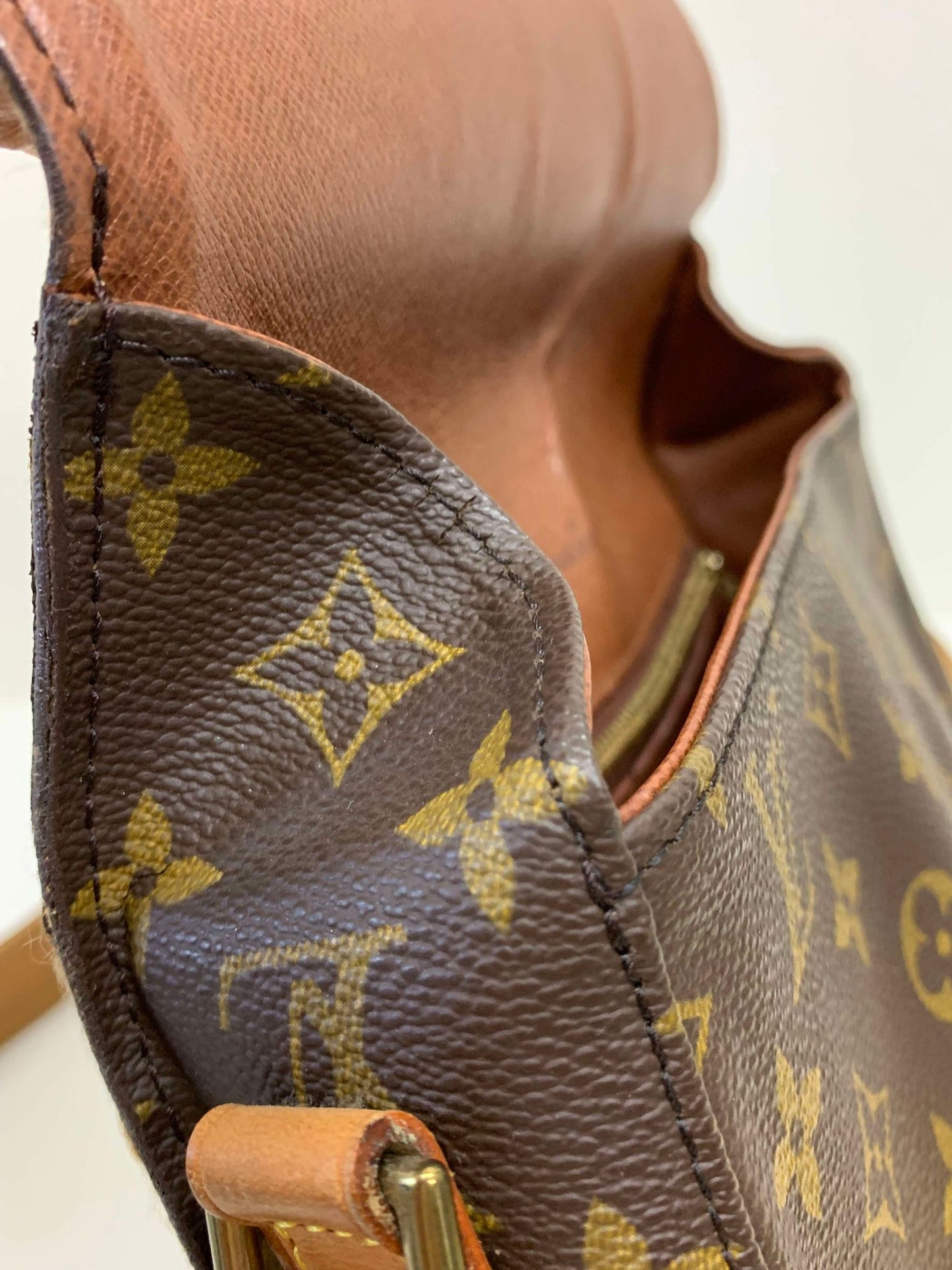 Authentic Louis Vuitton Saint Cloud GM