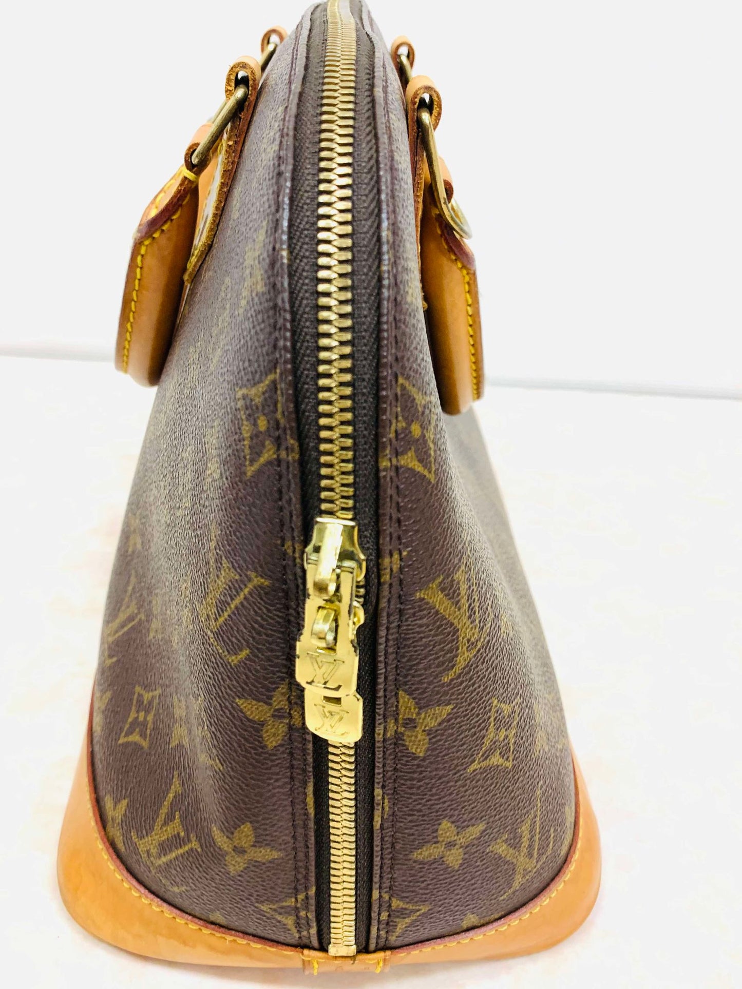 Authentic Louis Vuitton Alma PM