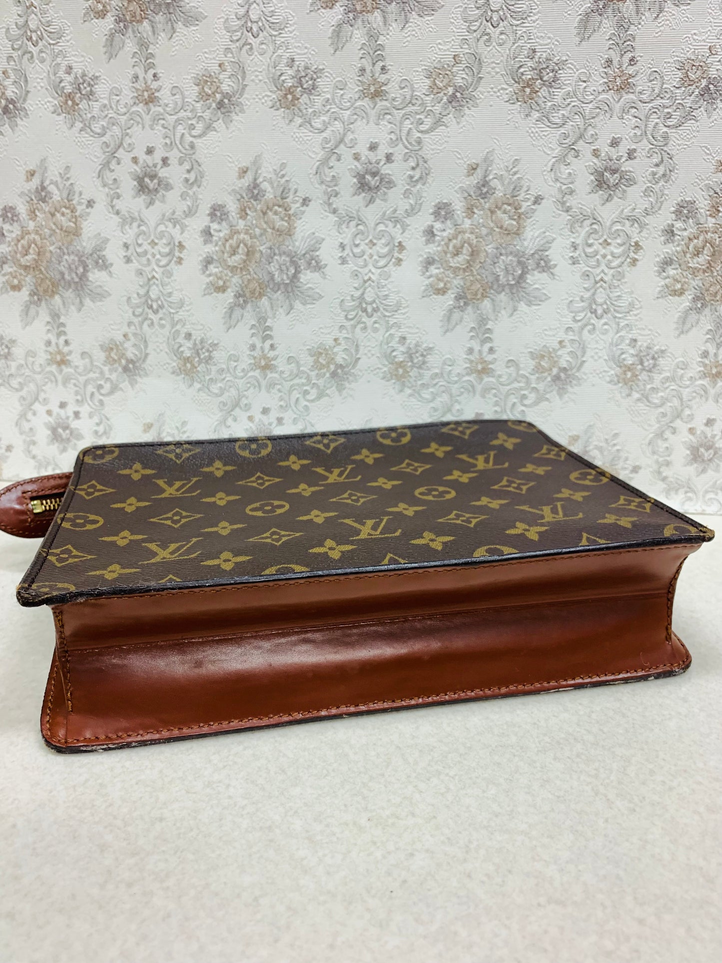 Louis Vuitton Monogram  Pochette Homme