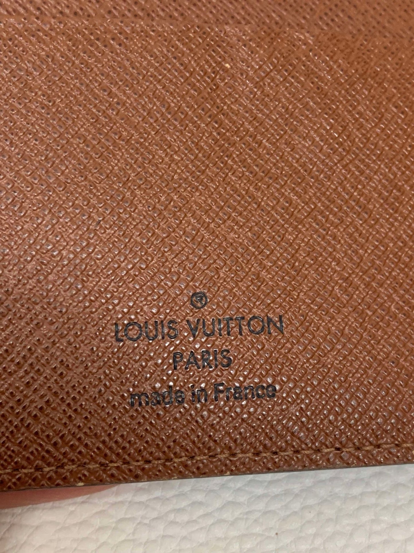 Authentic Louis Vuitton Agenda MM