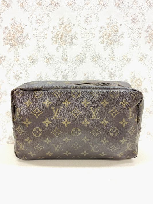 Louis Vuitton Monogram Trousse Toilette 28