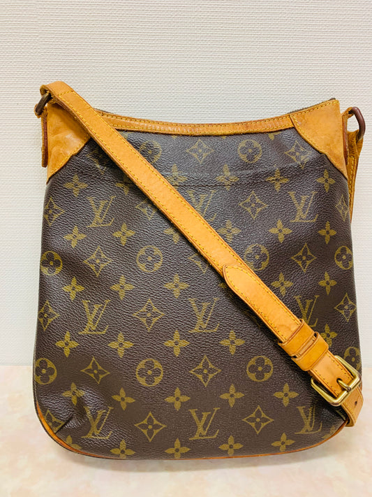 LOUIS VUITTON ODEON PM