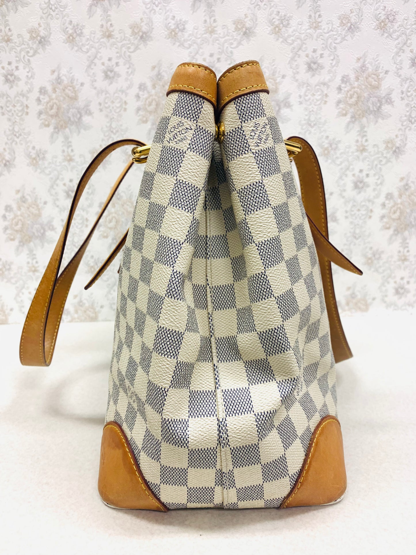 Louis Vuitton Damier Azur Hampstead MM Tote Bag