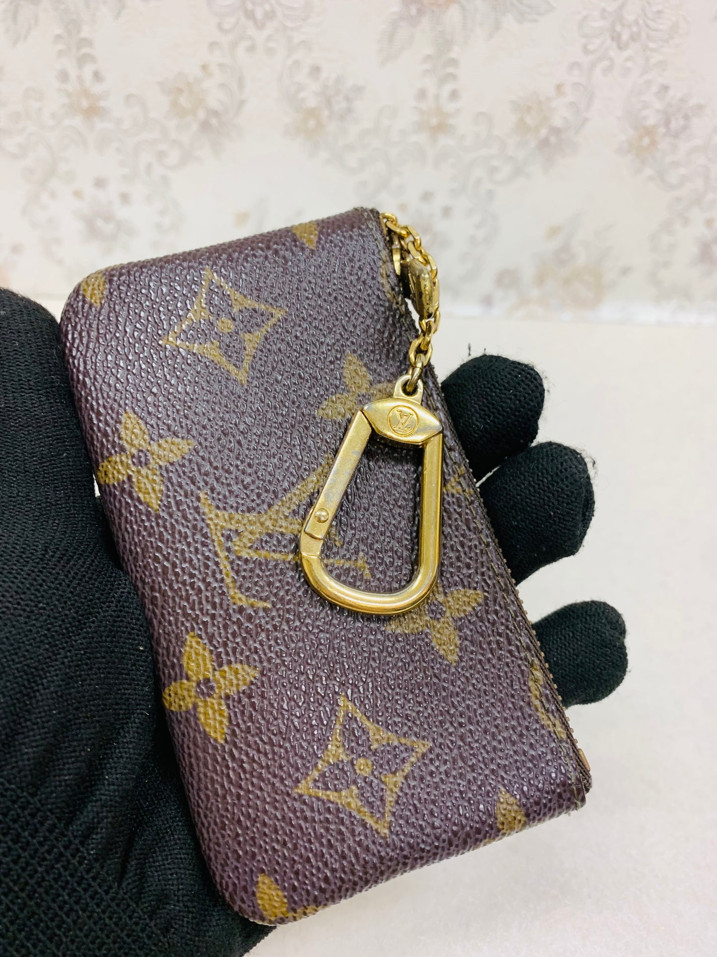 Louis Vuitton Monogram Key Cles/Coin Case