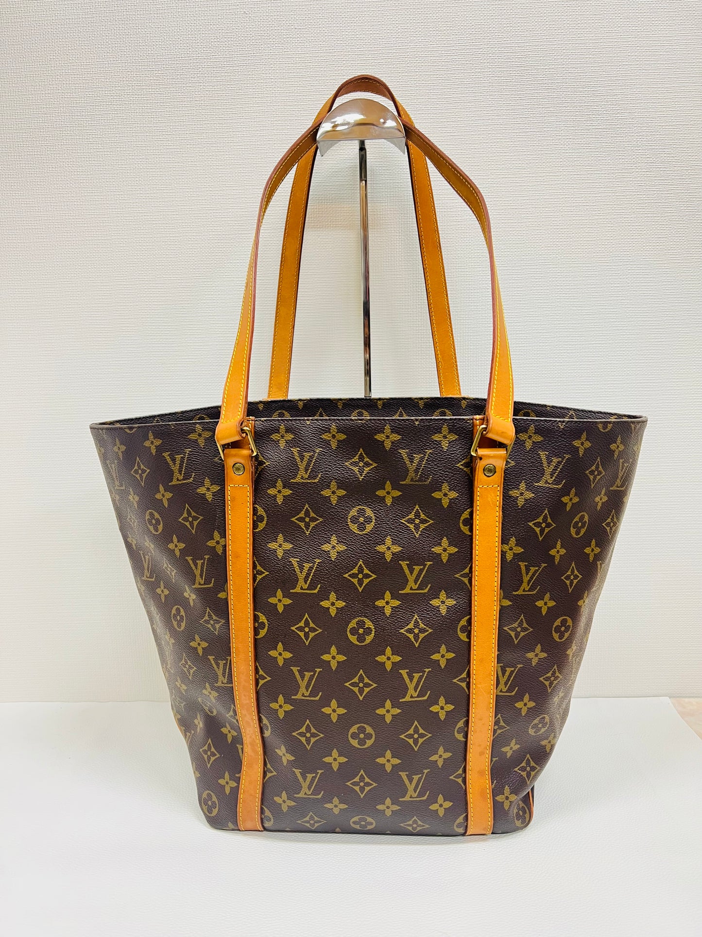 Use Louis Vuitton Sac Shopping Tote Bag