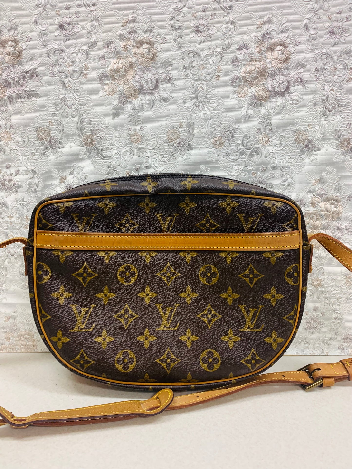 Louis Vuitton Monogram JeuneFille GM