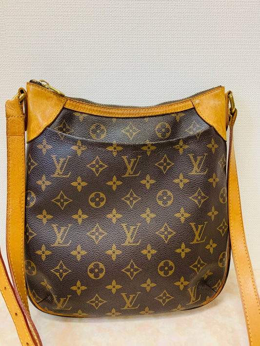 LOUIS VUITTON ODEON PM