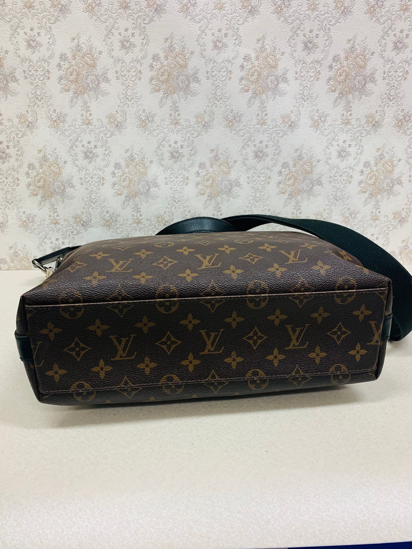 Louis Vuitton Monogram Macassar Porte-Documents Voyage PM (2WAY Business Bag)