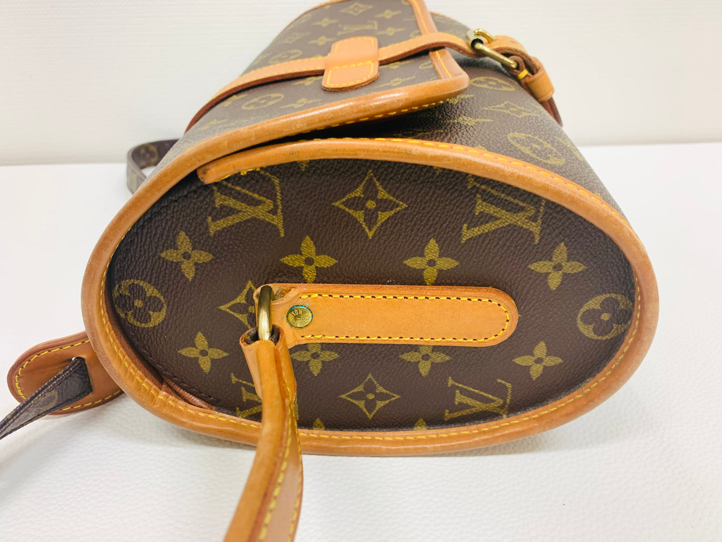 USED LOUIS VUITTON MARNE