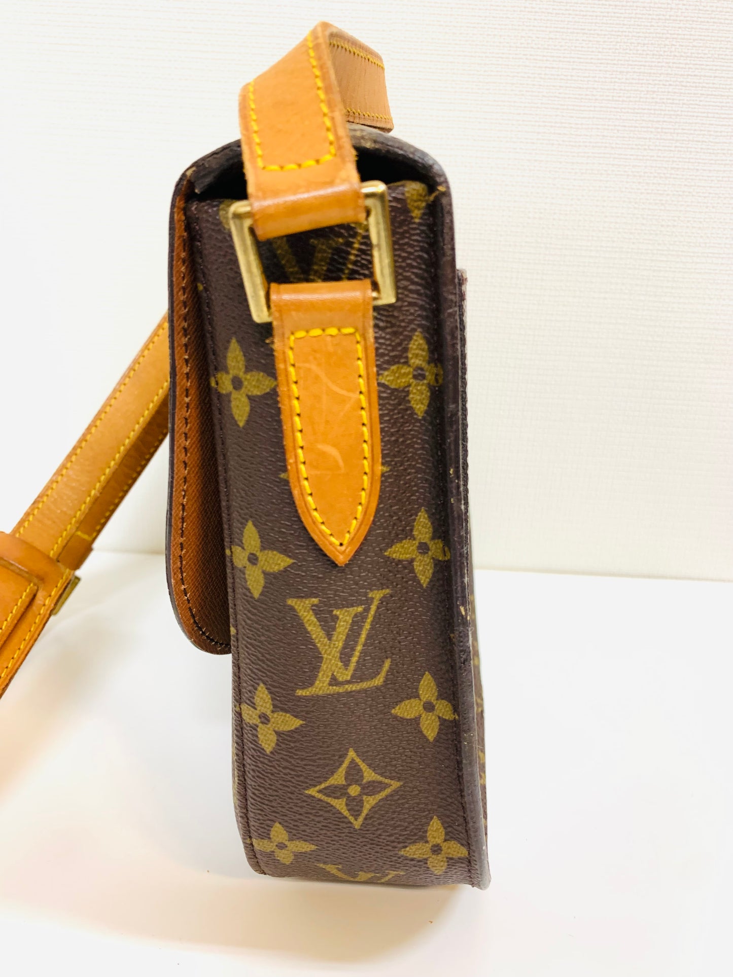 USED LOUIS VUITTON SAINT CLOUD GM