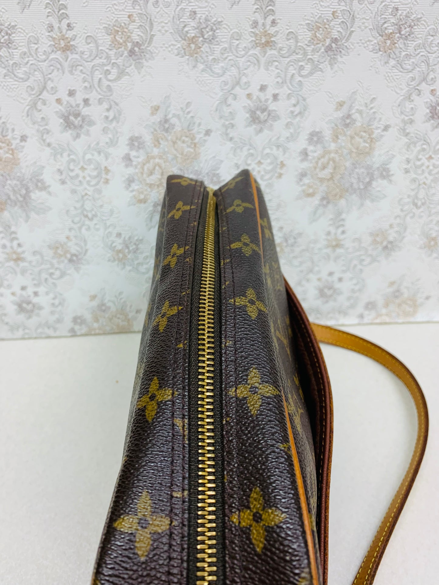 Louis Vuitton Monogram Trocadéro 27