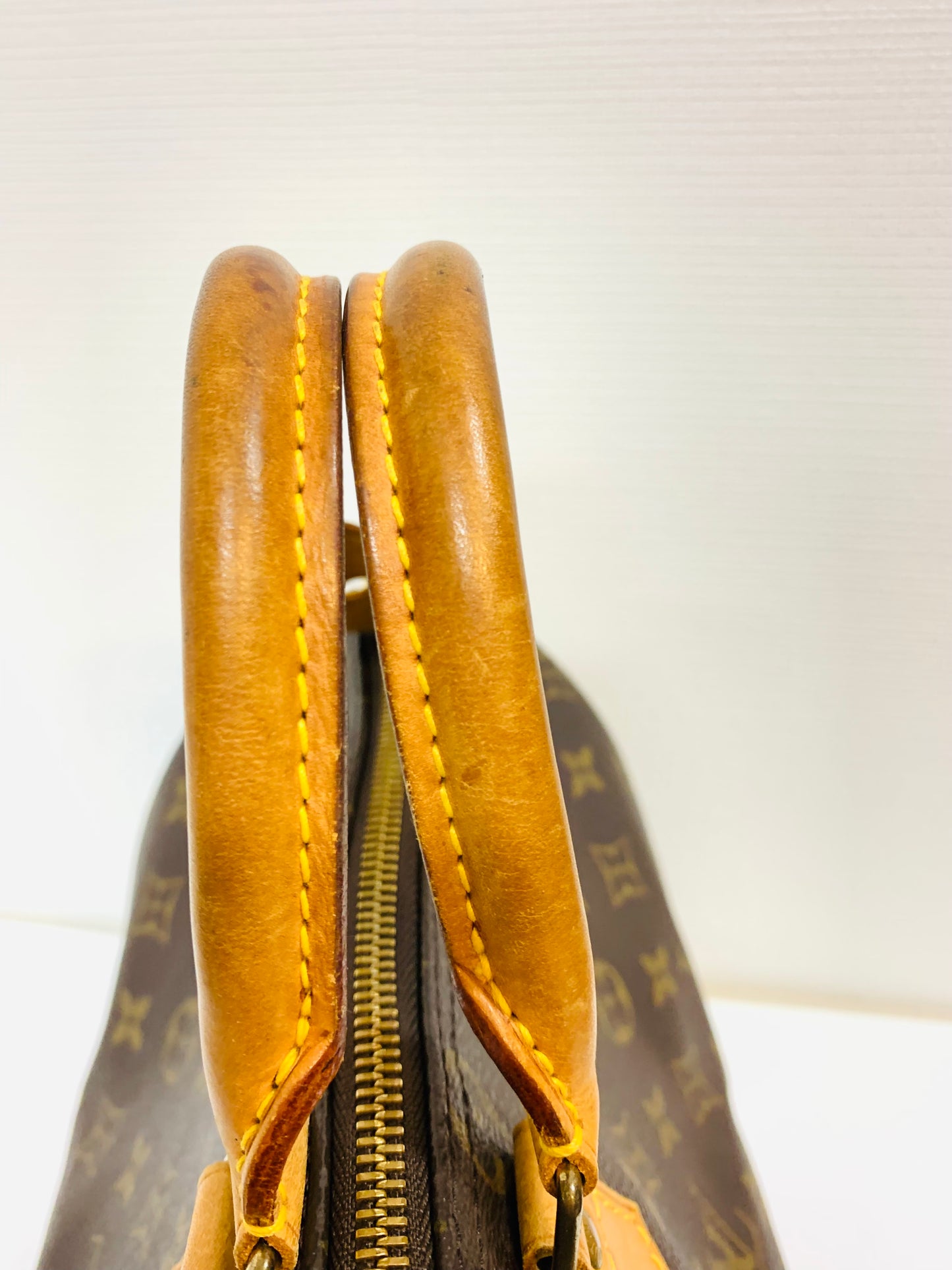 USED LOUIS VUITTON SPEEDY 25