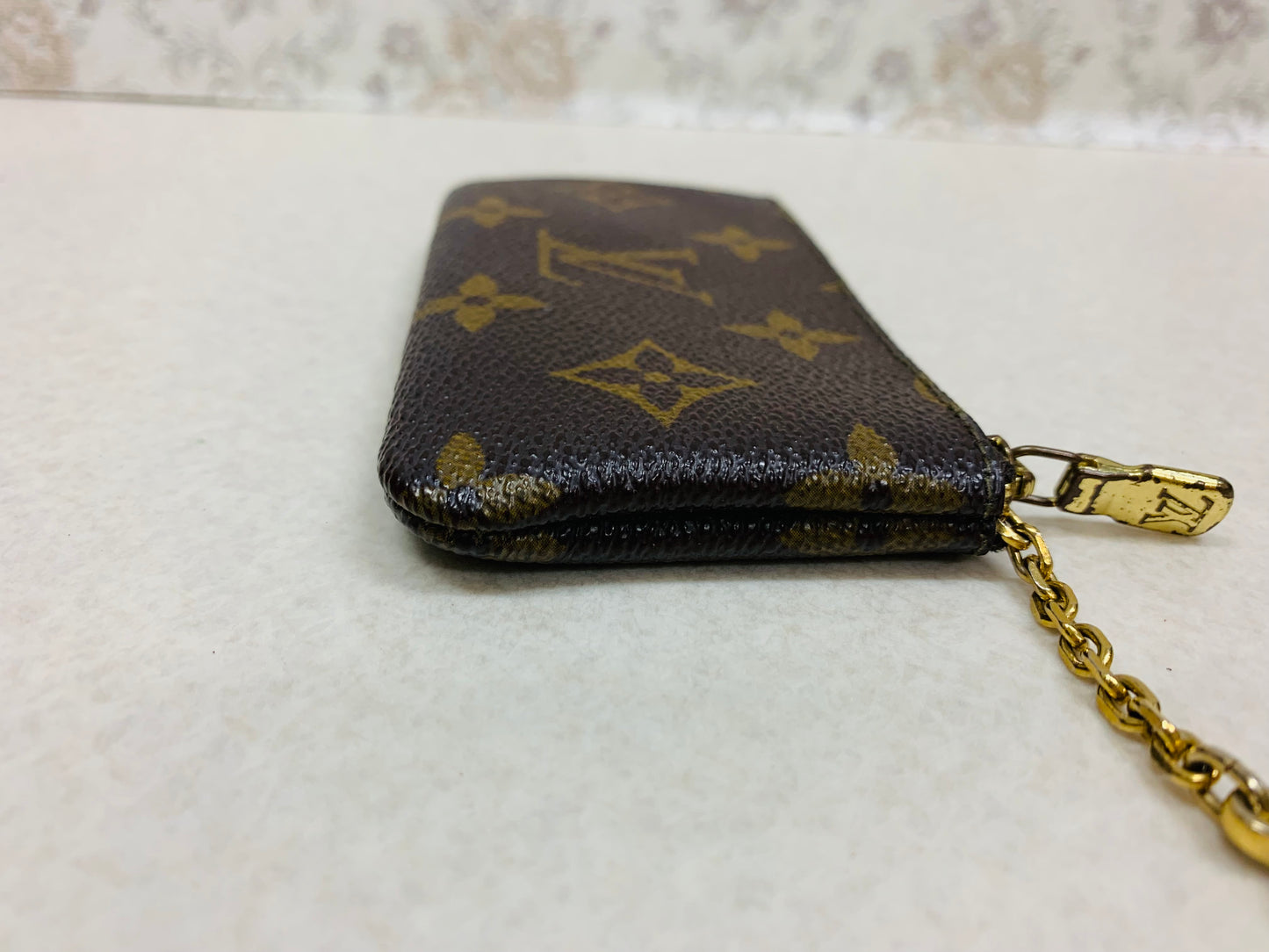 Louis Vuitton Monogram Key Cles/Coin Case