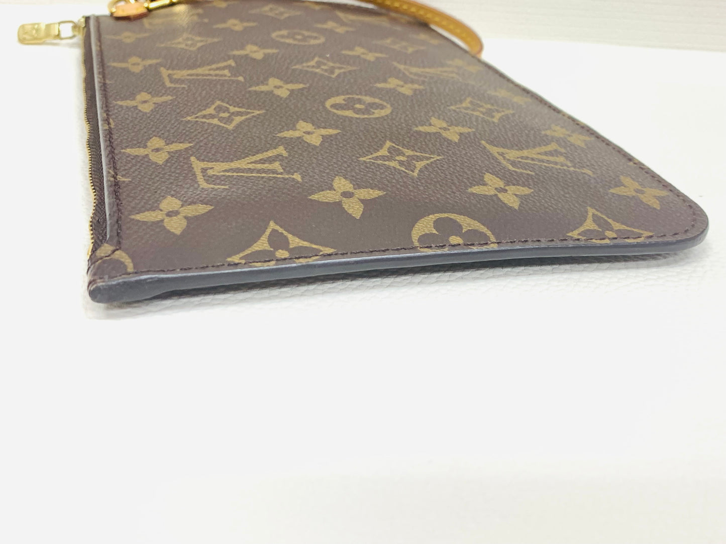 Used Louis Vuitton Limited Edition Neverful MM Mimosa with pouch