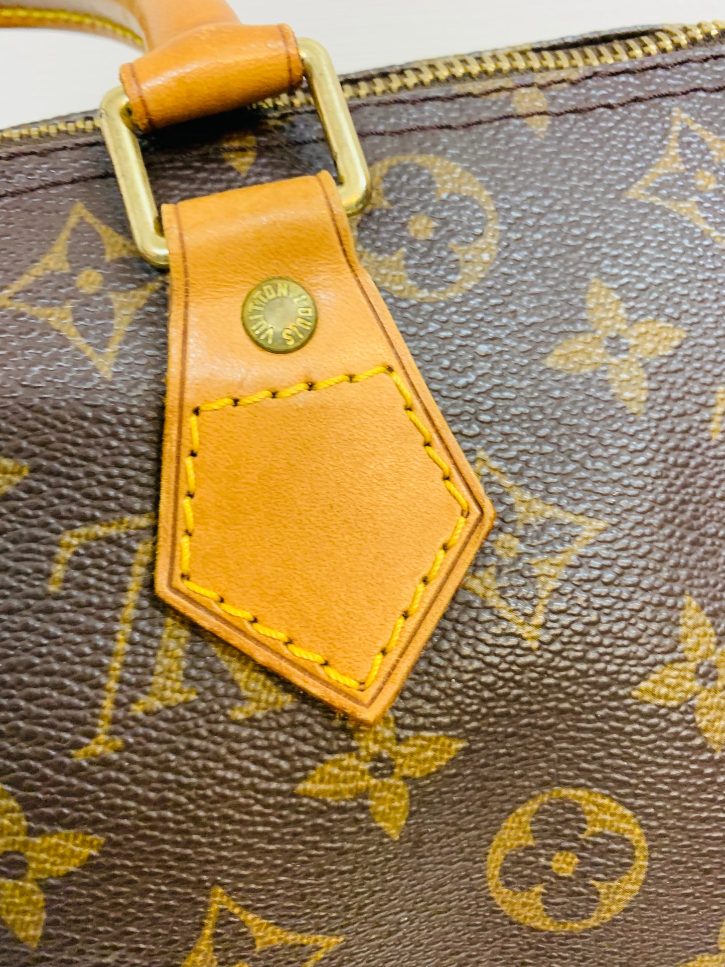 USED LOUIS VUITTON SPEEDY 30