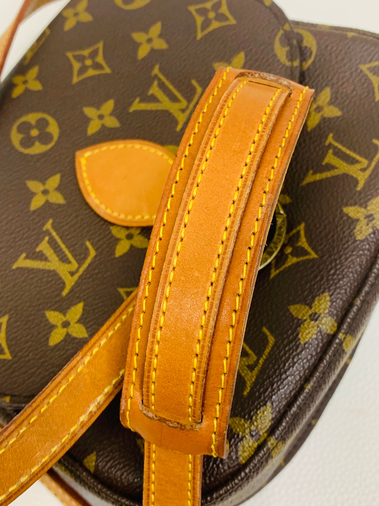 Use Louis Vuitton Saint Cloud MM