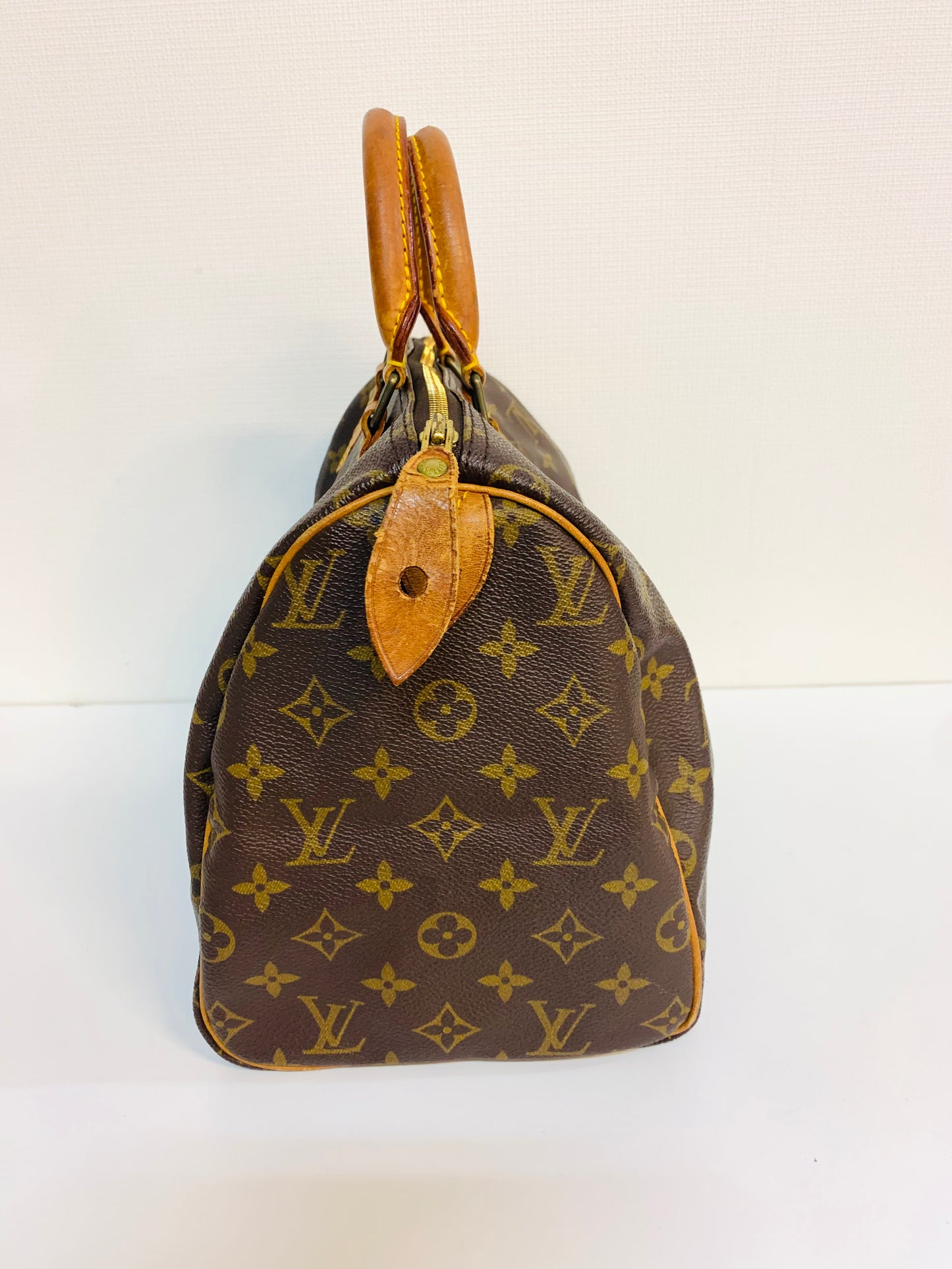 LOUIS VUITTON Speedy 30