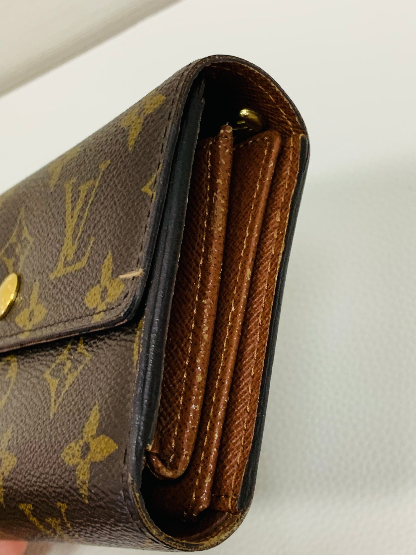 Used Louis Vuitton Alexandra Compact Wallet Monogram