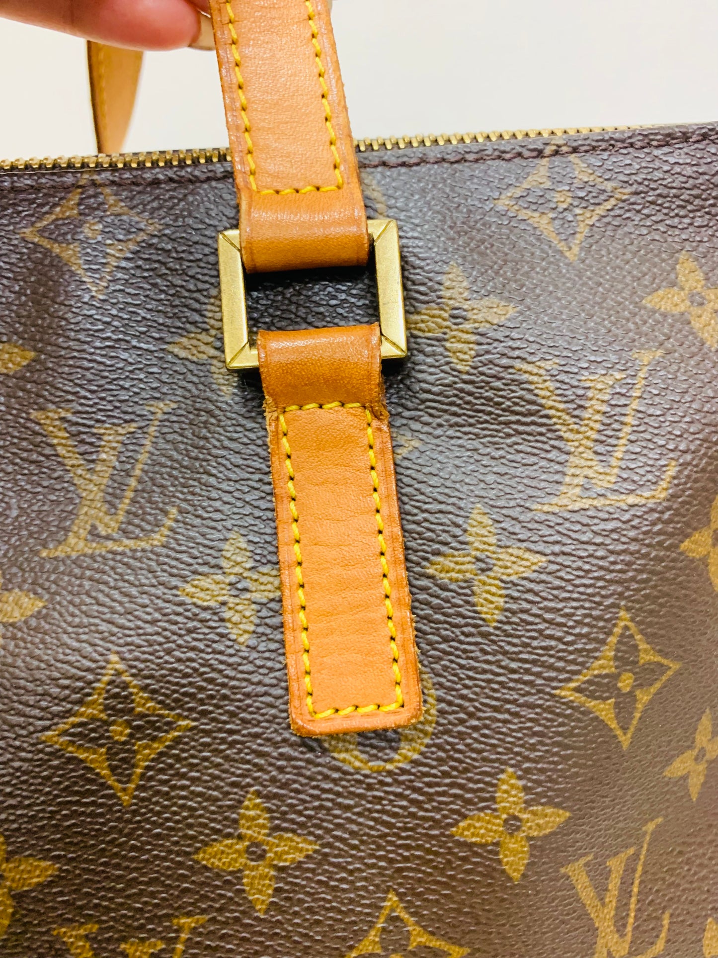 LOUIS VUITTON Cabas Mezzo Tote bag