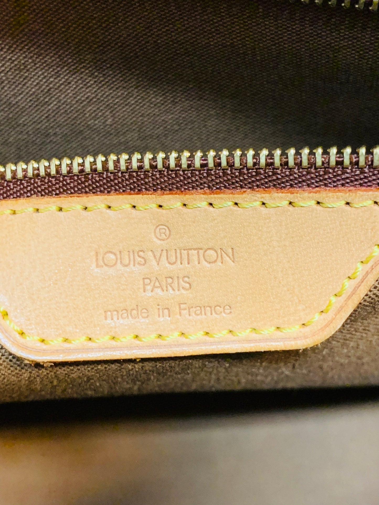 LOUIS VUITTON CABAS MEZZO TOTE BAG