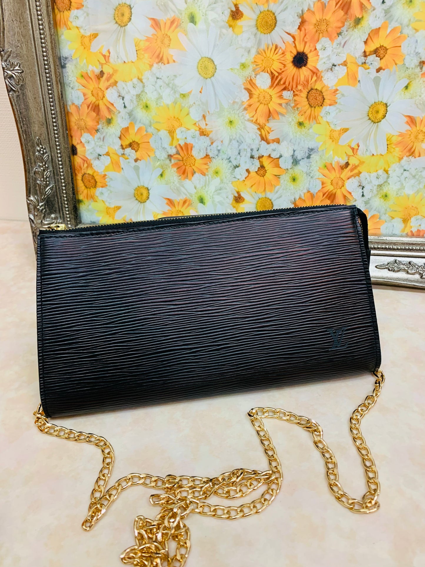 LOUIS VUITTON  Epi Noir Pochette Accessories