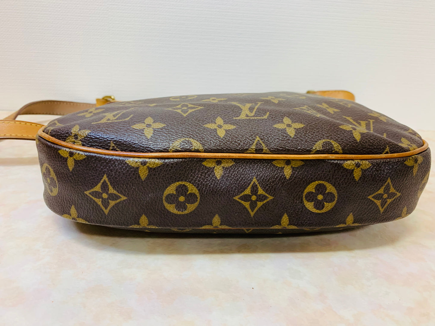 LOUIS VUITTON  Odeon PM