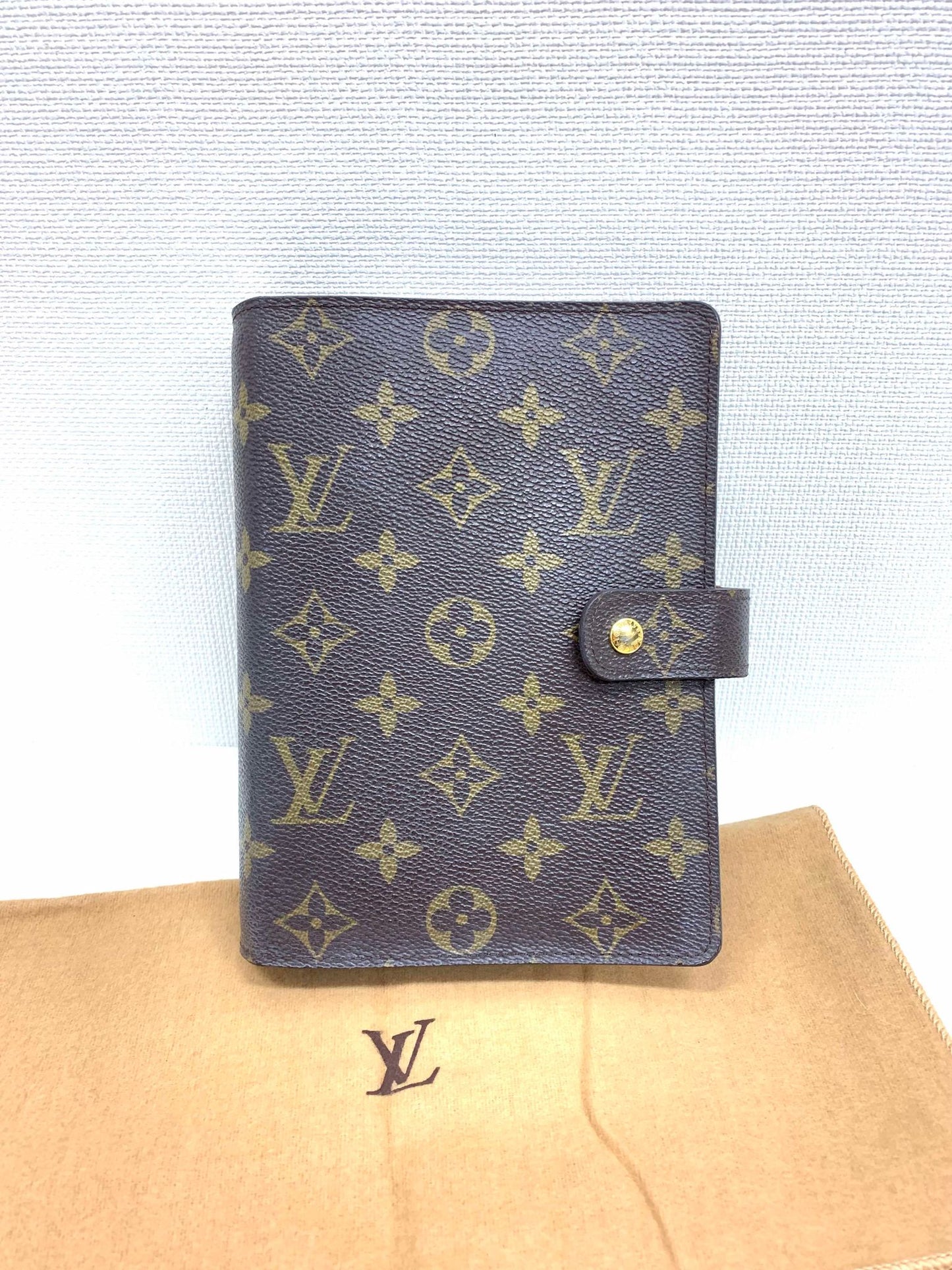 Authentic Louis Vuitton Agenda MM