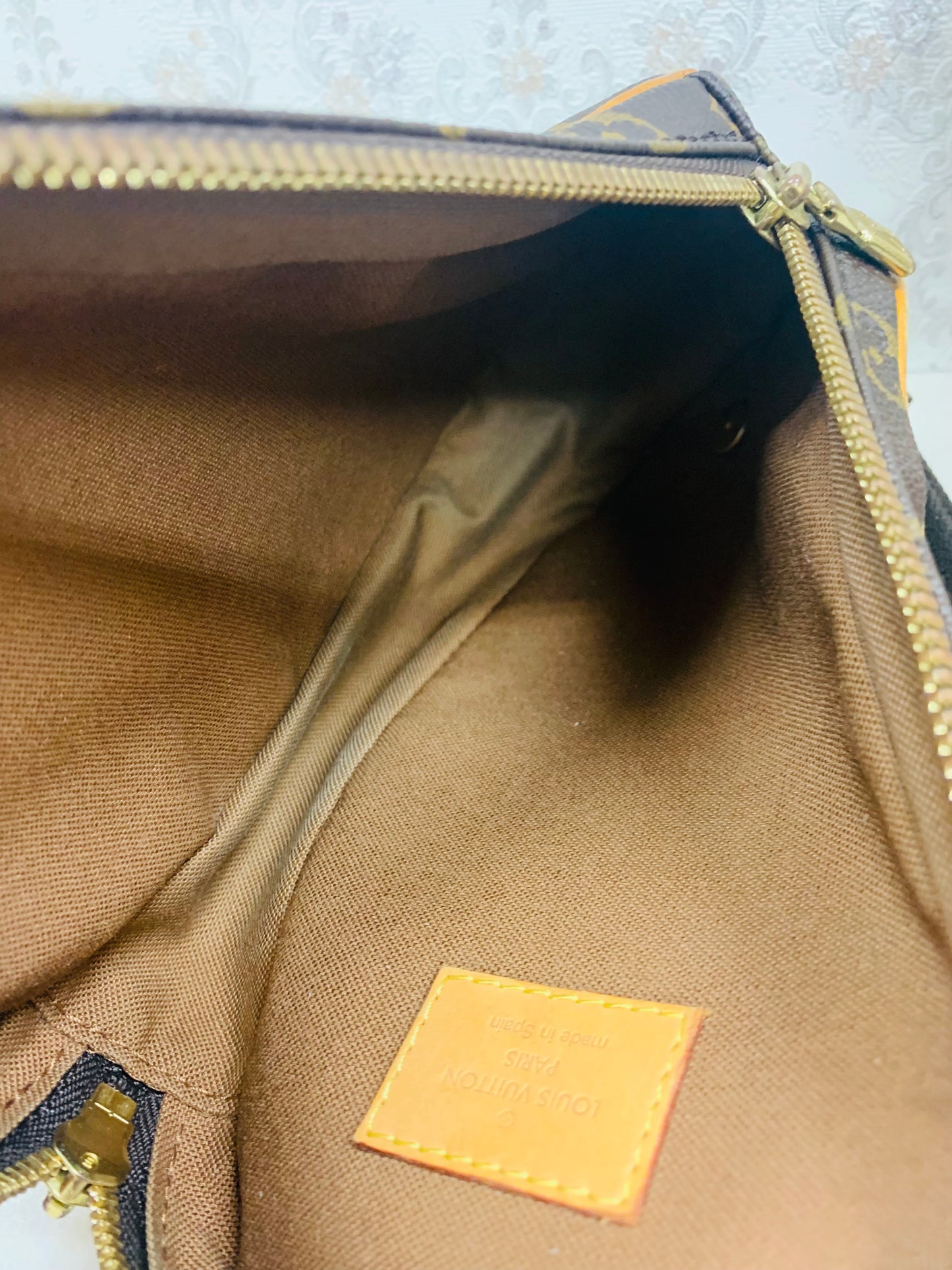 Louis Vuitton Monogram Pochette Gange body bag