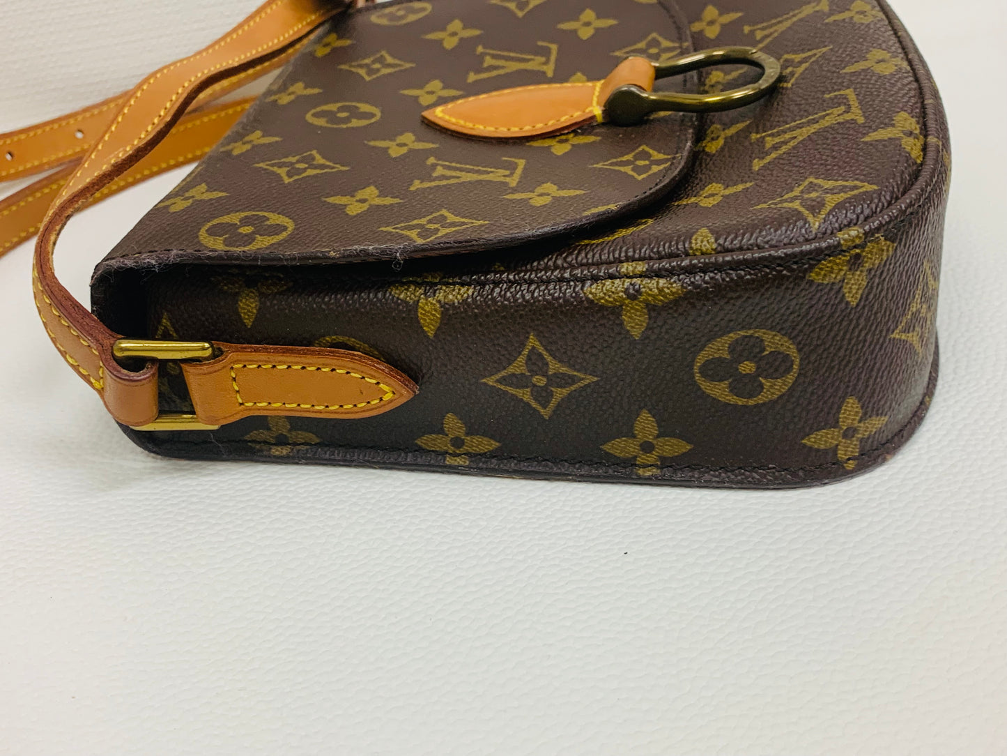 Use Louis Vuitton Saint Cloud MM