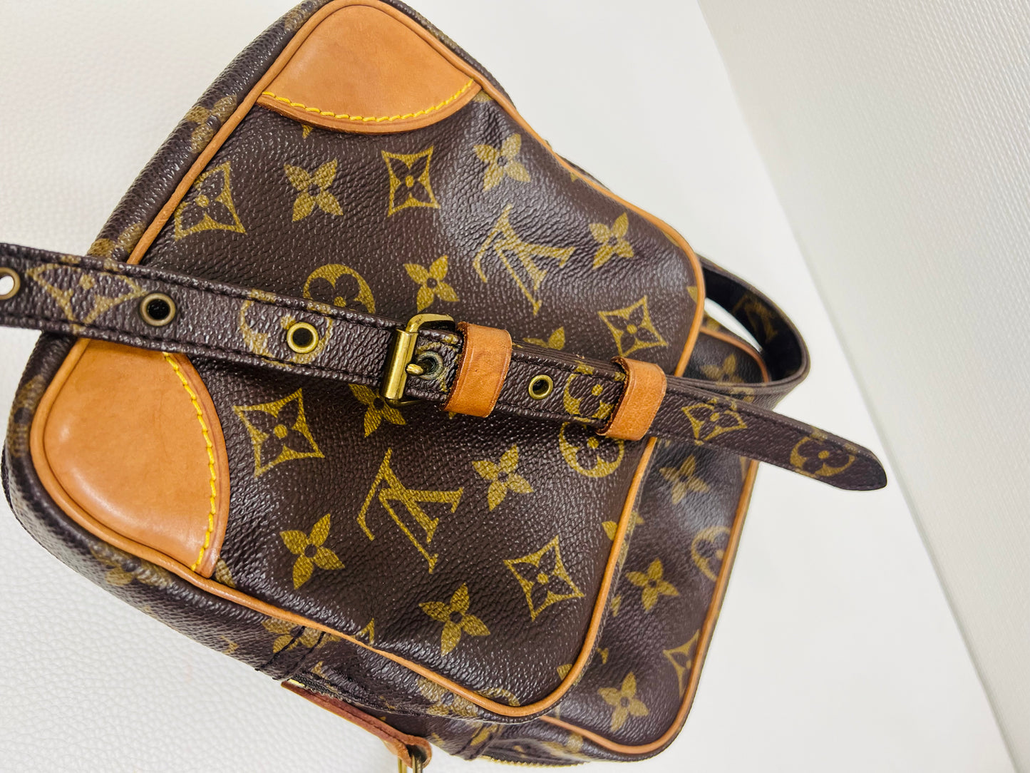 USED LOUIS VUITTON AMAZON