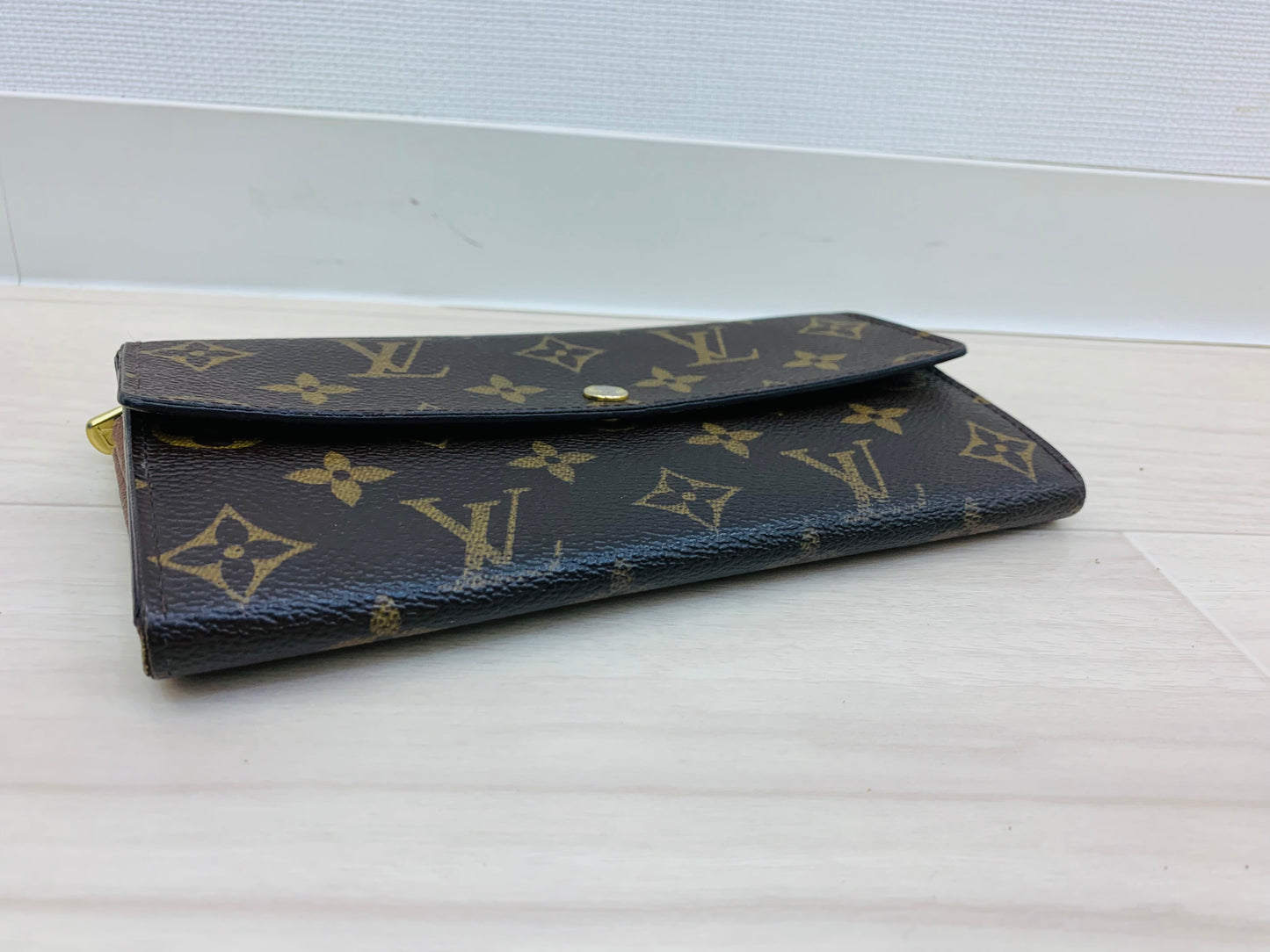Louis Vuitton Monogram Sarah Wallet 10 Card Slots