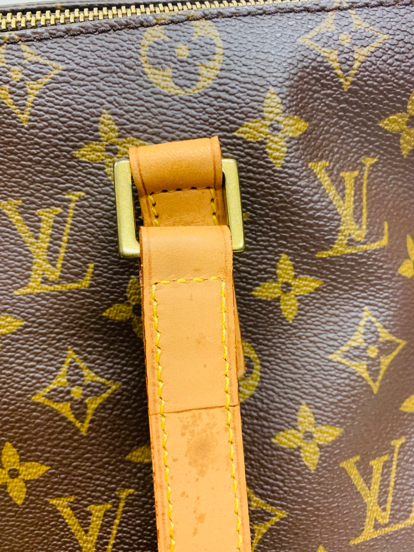 Louis Vuitton Cabas Mezzo