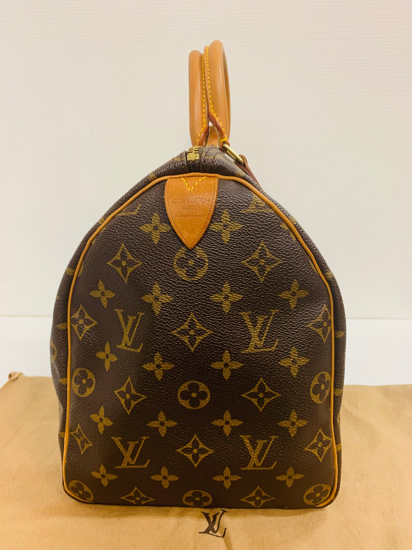 USED LOUIS VUITTON SPEEDY 35