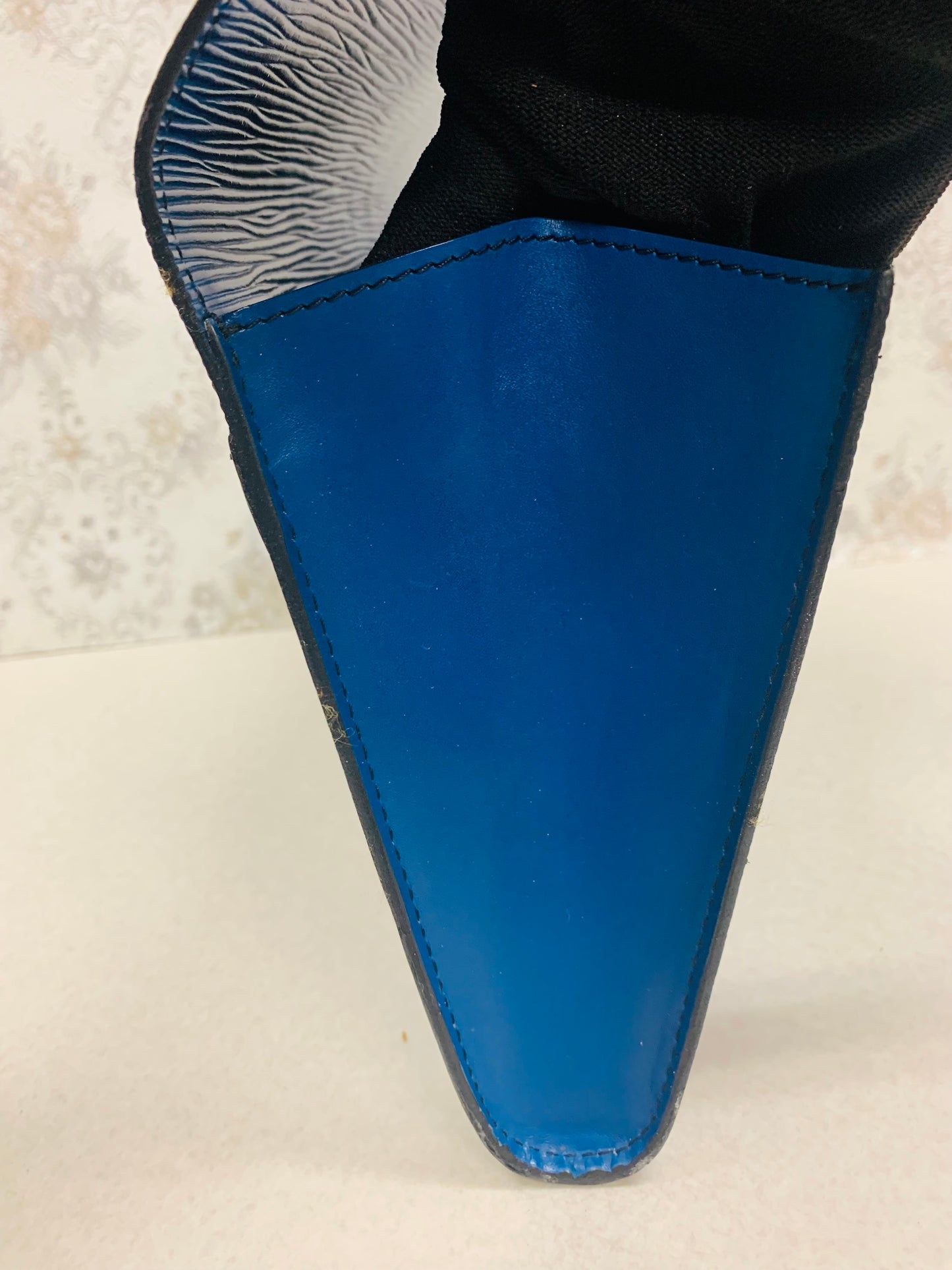 Louis Vuitton Epi  Art Deco clutch Blue