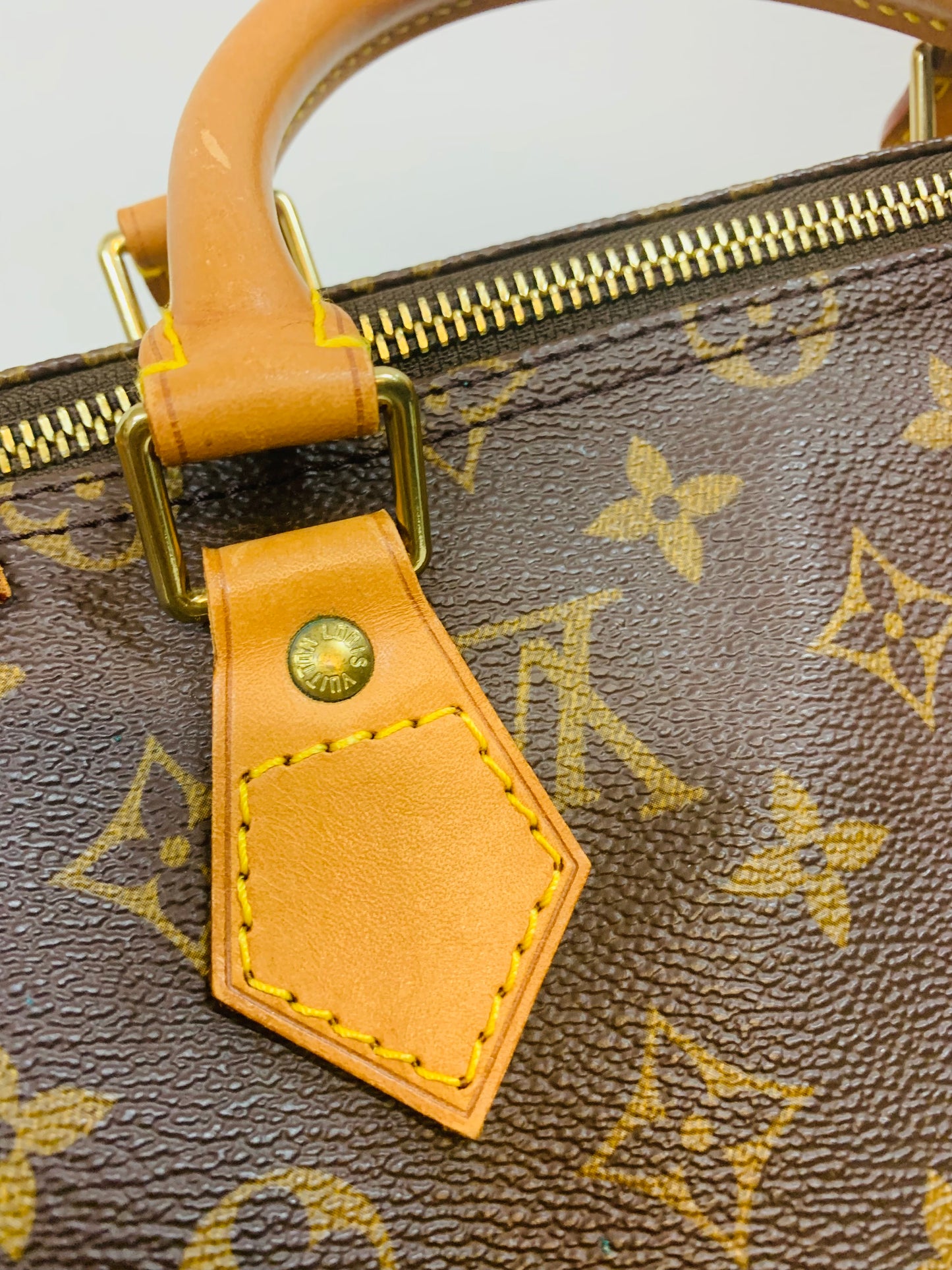 USED LOUIS VUITTON SPEEDY 35