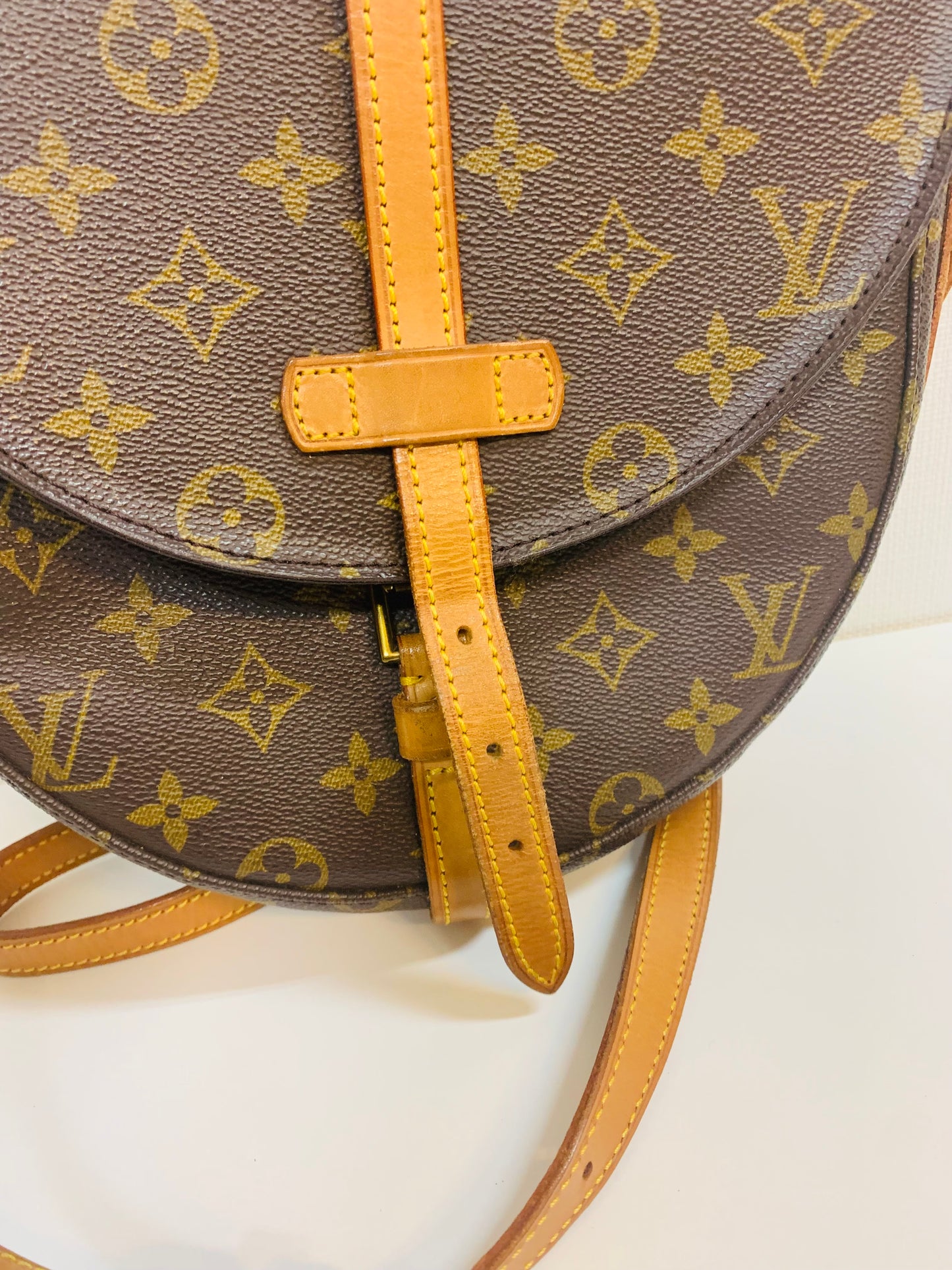 USED LOUIS VUITTON CHANTILLY MM