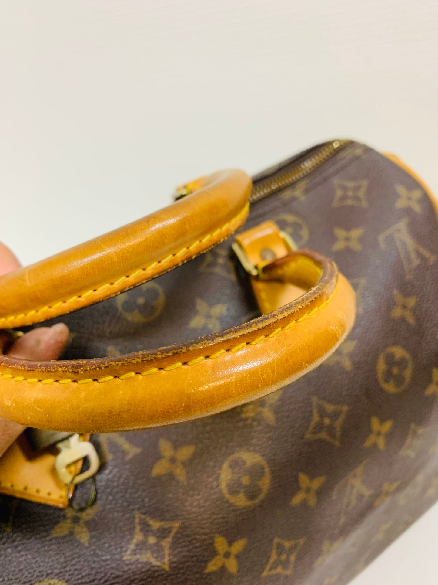 USED LOUIS VUITTON SPEEDY 30