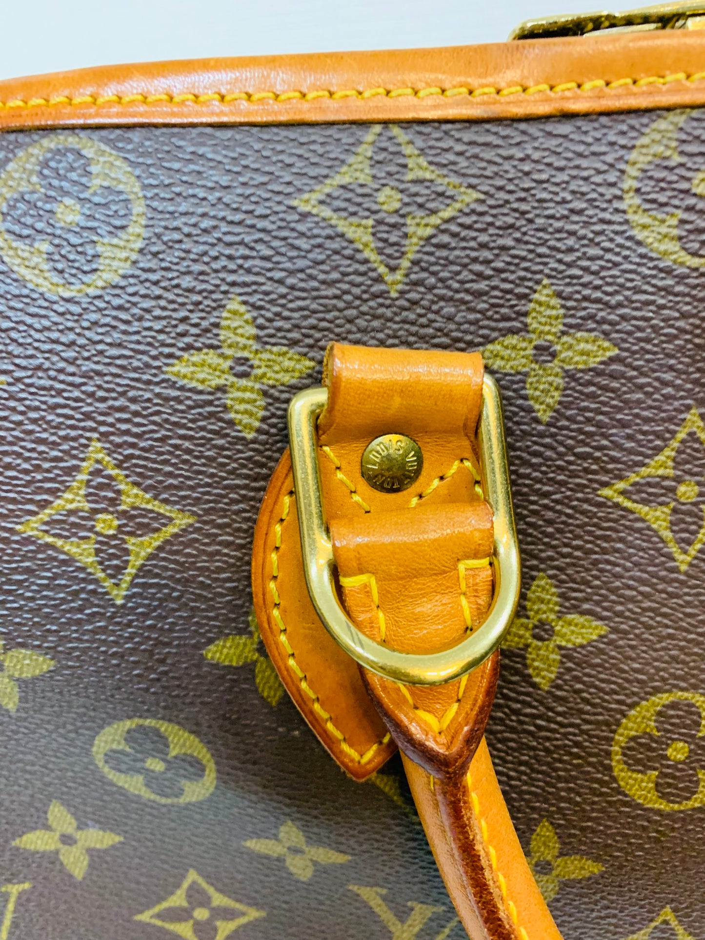 USED LOUIS VUITTON RIVOLI BUSINESS BAG