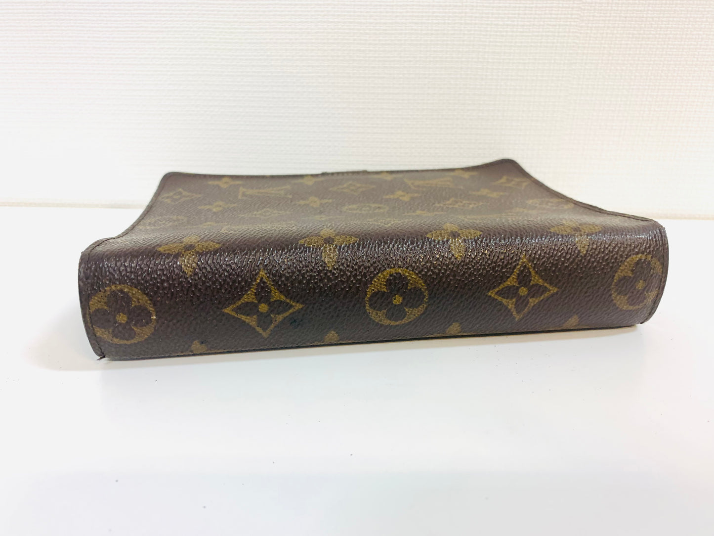 USED LOUIS VUITTON AGENDA MM