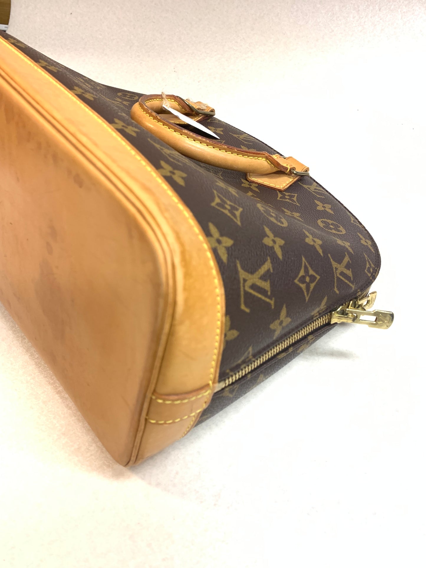 LOUIS VUITTON Monogram Alma PM