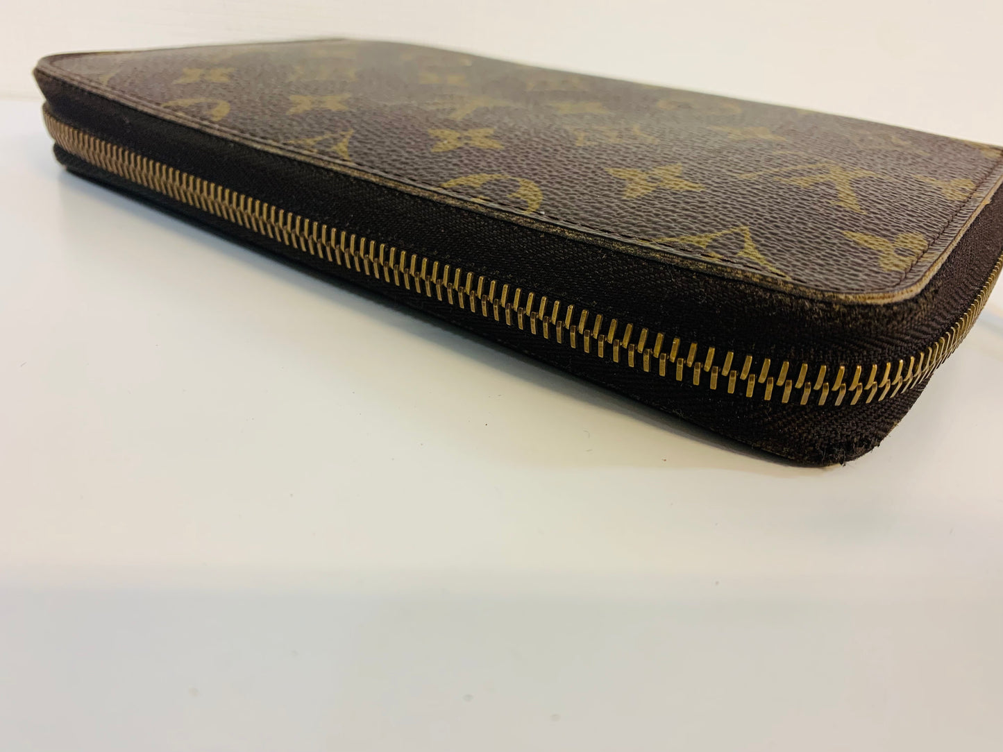 LOUIS VUITTON Daily Wallet Organizer Monogram