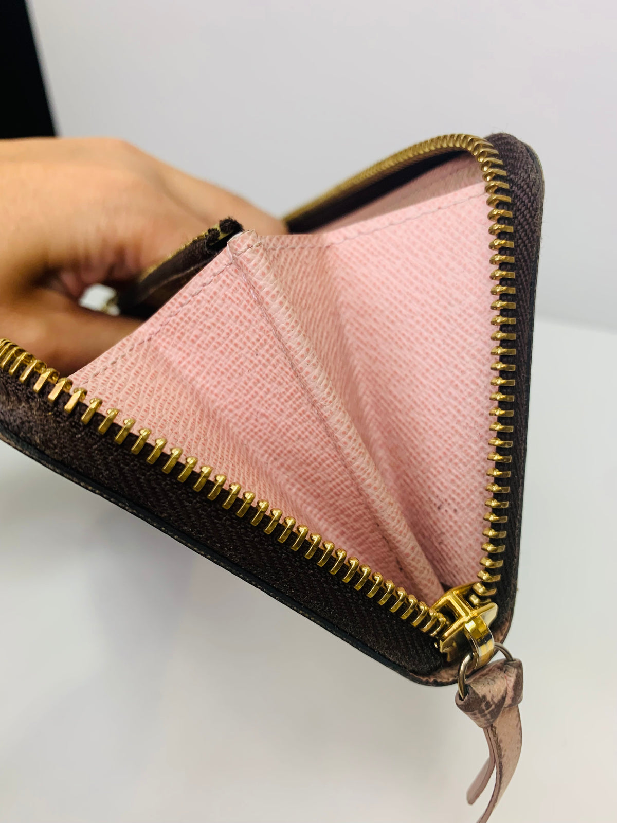 LOUIS VUITTON Damier Ebene Clemence Wallet Rose Balerine