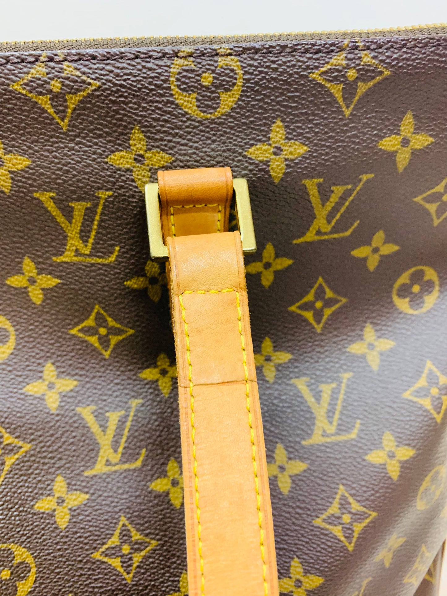 Louis Vuitton Cabas Mezzo