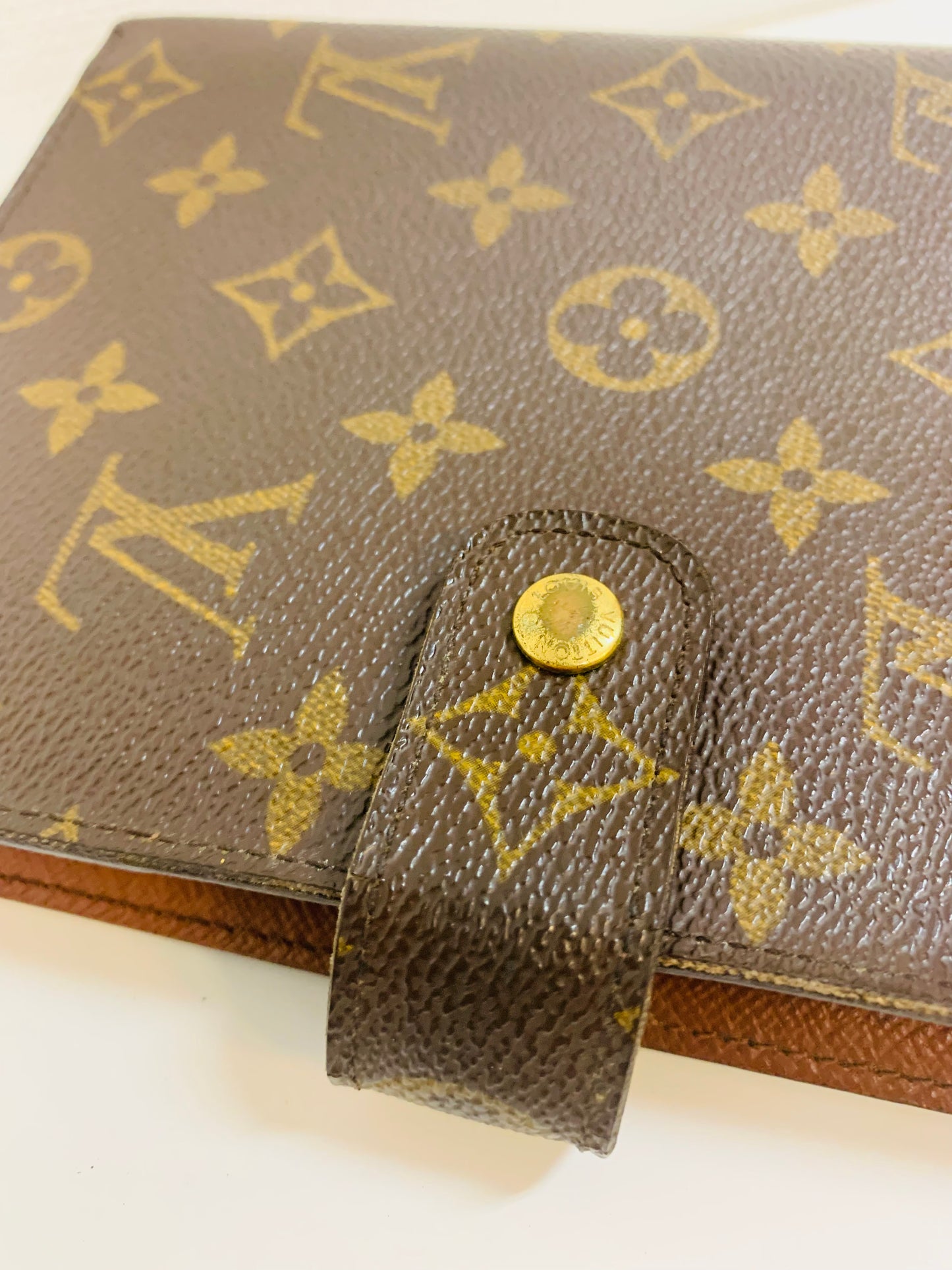 USED LOUIS VUITTON AGENDA MM