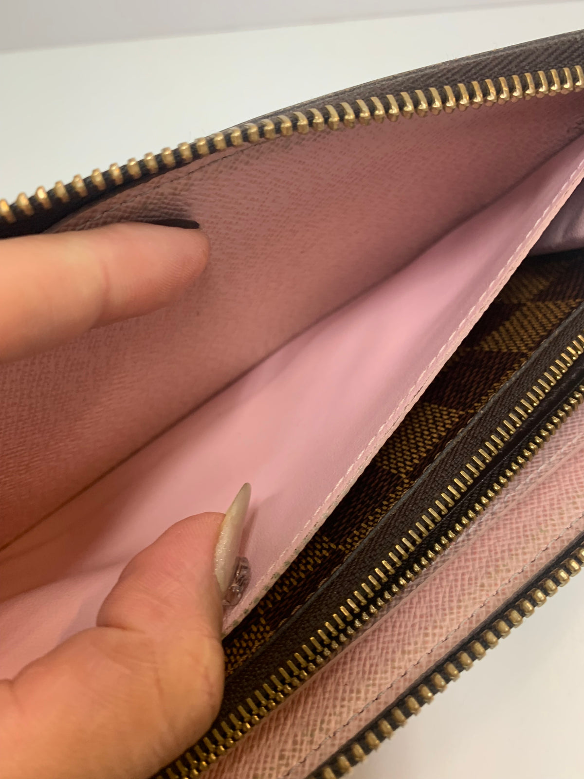 LOUIS VUITTON Damier Ebene Clemence Wallet Rose Balerine