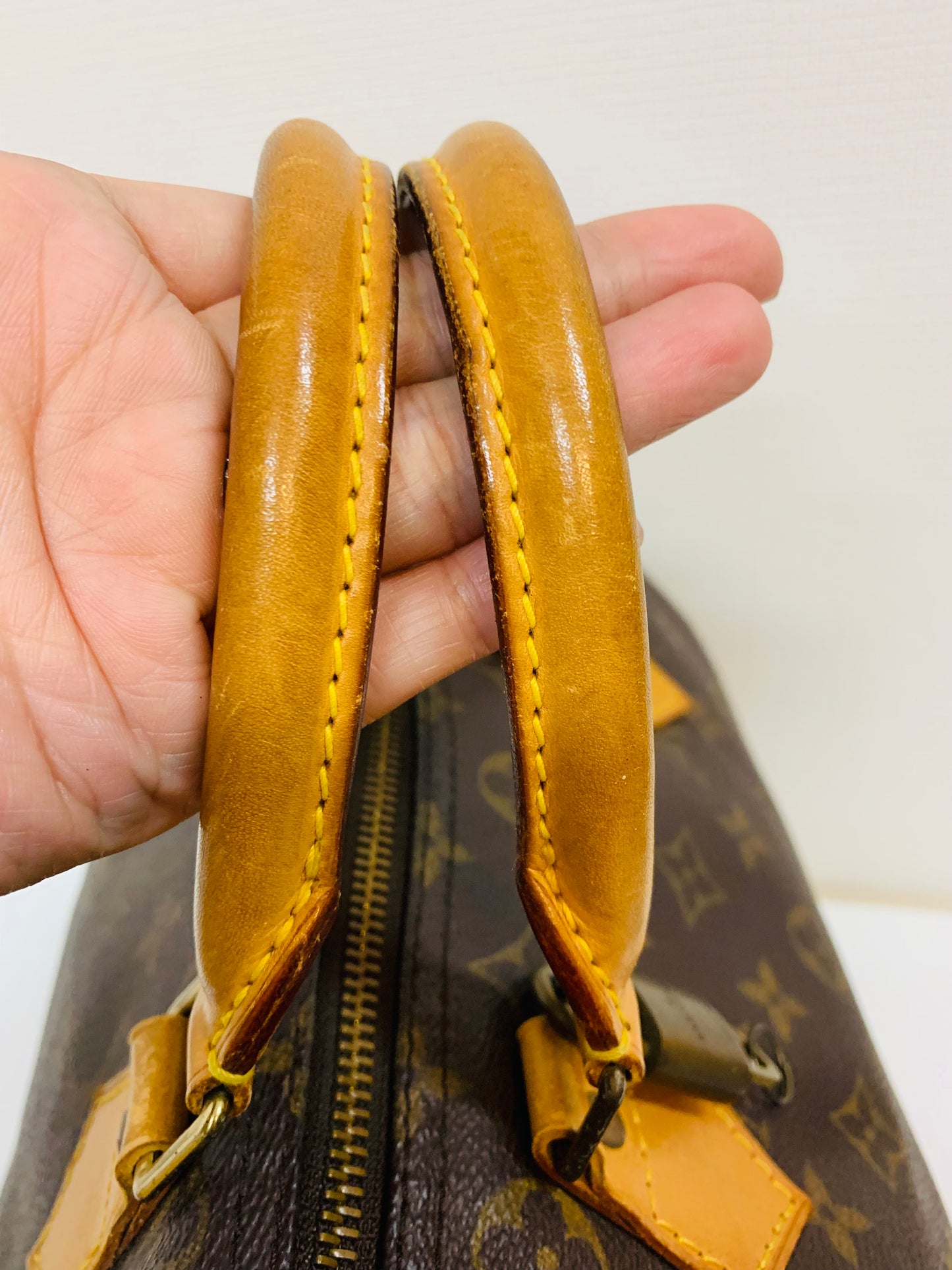 USED LOUIS VUITTON SPEEDY 30